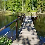 Osada Skoczkowo Komfortowe Z Prywatnymi Wannami Hot-tub Nad Jeziorem- Sauna- Balia- Prywatny Staw Wedkarski Podiazy
