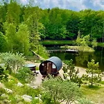 Osada Skoczkowo Komfortowe Z Prywatnymi Wannami Hot-tub Nad Jeziorem- Sauna- Balia- Prywatny Staw Wedkarski Nyaraló *