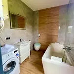 Osada Skoczkowo Komfortowe Z Prywatnymi Wannami Hot-tub Nad Jeziorem- Sauna- Balia- Prywatny Staw Wedkarski * Podiazy