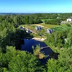 Osada Skoczkowo Komfortowe Z Prywatnymi Wannami Hot-tub Nad Jeziorem- Sauna- Balia- Prywatny Staw Wedkarski Nyaraló
