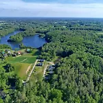 Osada Skoczkowo Komfortowe Z Prywatnymi Wannami Hot-tub Nad Jeziorem- Sauna- Balia- Prywatny Staw Wedkarski Holiday home *
