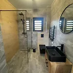 Holiday home Osada Skoczkowo Komfortowe Z Prywatnymi Wannami Hot-tub Nad Jeziorem- Sauna- Balia- Prywatny Staw Wedkarski