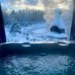 Nyaraló Osada Skoczkowo Komfortowe Z Prywatnymi Wannami Hot-tub Nad Jeziorem- Sauna- Balia- Prywatny Staw Wedkarski Podiazy