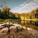 Osada Skoczkowo Komfortowe Z Prywatnymi Wannami Hot-tub Nad Jeziorem- Sauna- Balia- Prywatny Staw Wedkarski