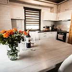 Osada Skoczkowo Komfortowe Z Prywatnymi Wannami Hot-tub Nad Jeziorem- Sauna- Balia- Prywatny Staw Wedkarski Holiday home Podiazy