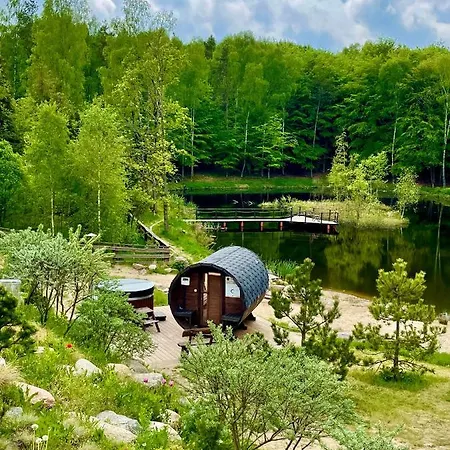 Osada Skoczkowo Komfortowe Z Prywatnymi Jacuzzi Nad Jeziorem- Sauna- Balia-staw Wedkarski-basen Z Podgrzewana Woda! בית נופש *
