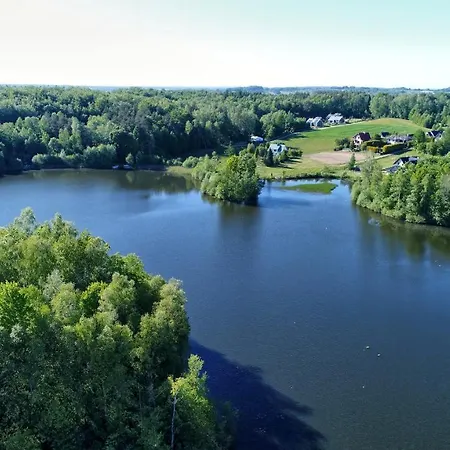 Osada Skoczkowo Komfortowe Z Prywatnymi Jacuzzi Nad Jeziorem- Sauna- Balia-staw Wedkarski-basen Z Podgrzewana Woda! Podiazy