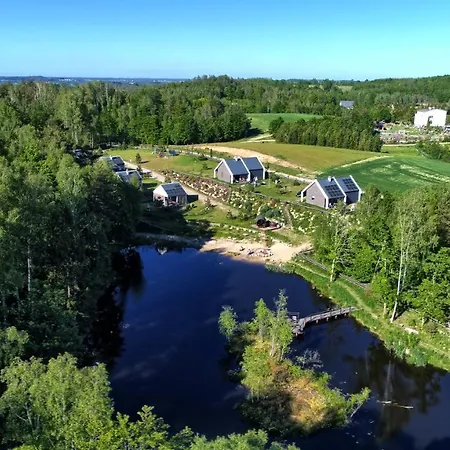 Ferienhaus Osada Skoczkowo Komfortowe Z Jacuzzi Nad Jeziorem- Sauna- Balia- Prywatny Staw Wedkarski Podiazy