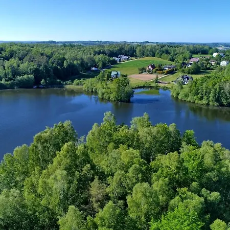 Osada Skoczkowo Komfortowe Z Prywatnymi Jacuzzi Nad Jeziorem- Sauna- Balia-staw Wedkarski-basen Z Podgrzewana Woda! Casa vacanze