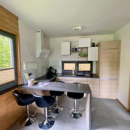 Holiday home Osada Skoczkowo Komfortowe Domki Z Prywatnymi Jacuzzi Nad Jeziorem- Sauna- Balia-Staw Wedkarski-Basen Z Podgrzewana Woda!