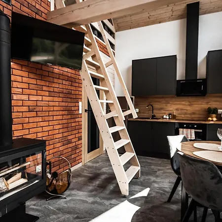 Osada Skoczkowo Komfortowe Z Prywatnymi Wannami Hot-tub Nad Jeziorem- Sauna- Balia- Prywatny Staw Wedkarski בית נופש Podiazy