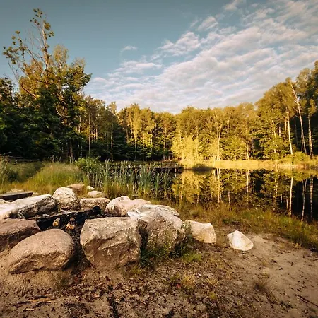 Osada Skoczkowo Komfortowe Z Prywatnymi Wannami Hot-tub Nad Jeziorem- Sauna- Balia- Prywatny Staw Wędkarski