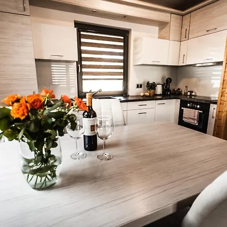 Osada Skoczkowo Komfortowe Domki Z Prywatnymi Jacuzzi Nad Jeziorem- Sauna- Balia-Staw Wedkarski-Basen Z Podgrzewana Woda! Feriehus Podiazy