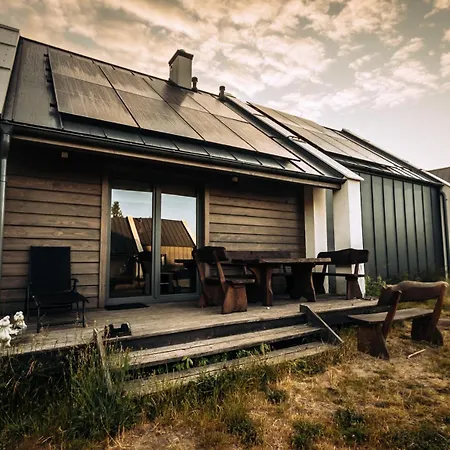 Osada Skoczkowo Komfortowe Z Prywatnymi Wannami Hot-tub Nad Jeziorem- Sauna- Balia- Prywatny Staw Wedkarski Podiazy