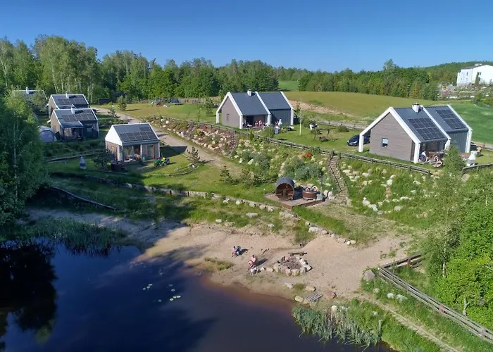 Osada Skoczkowo Komfortowe Z Prywatnymi Wannami Hot-tub Nad Jeziorem- Sauna- Balia- Prywatny Staw Wedkarski Podiazy