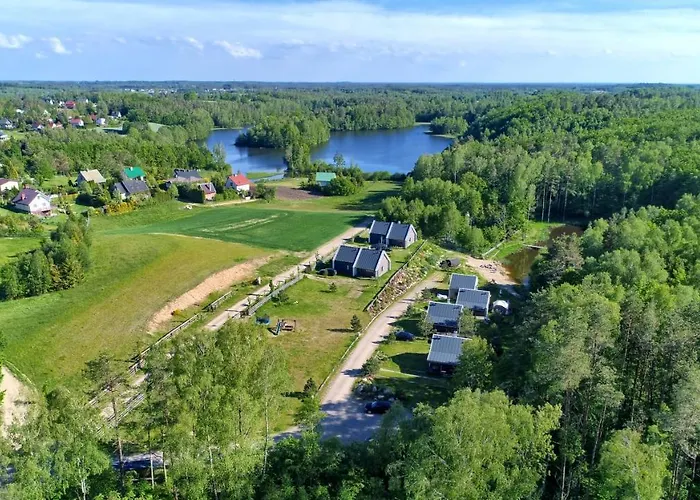 Osada Skoczkowo Komfortowe Z Prywatnymi Wannami Hot-tub Nad Jeziorem- Sauna- Balia- Prywatny Staw Wedkarski Podiazy