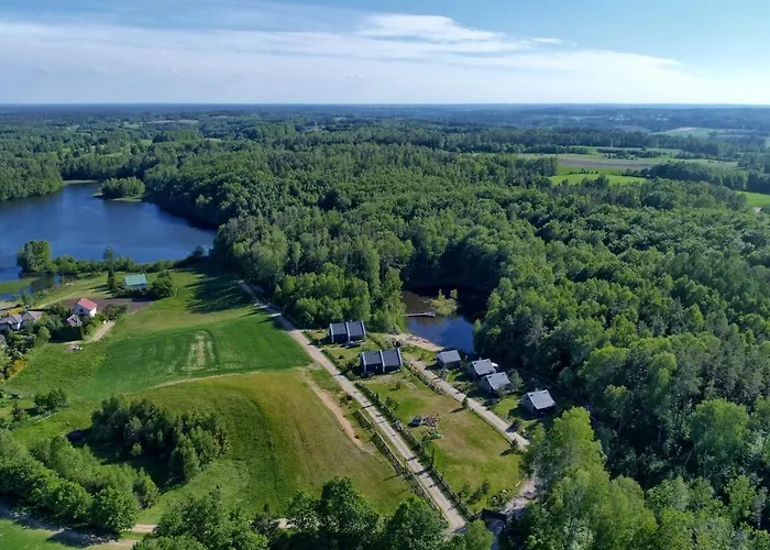 בית נופש Osada Skoczkowo Komfortowe Z Prywatnymi Wannami Hot-tub Nad Jeziorem- Sauna- Balia- Prywatny Staw Wedkarski *