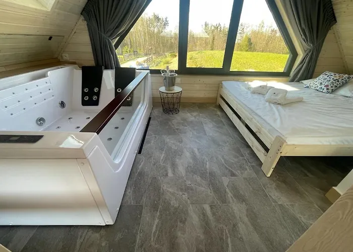 Osada Skoczkowo Komfortowe Z Prywatnymi Wannami Hot-tub Nad Jeziorem- Sauna- Balia- Prywatny Staw Wedkarski *