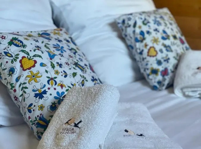 Osada Skoczkowo Komfortowe Z Prywatnymi Wannami Hot-tub Nad Jeziorem- Sauna- Balia- Prywatny Staw Wędkarski Podiazy