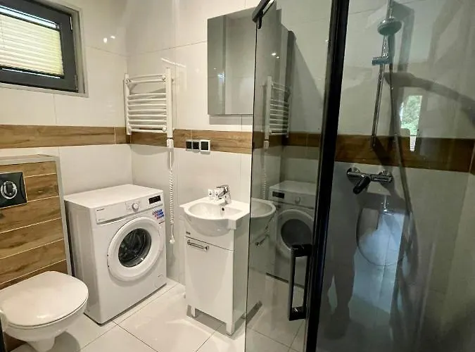 Osada Skoczkowo Komfortowe Z Prywatnymi Wannami Hot-tub Nad Jeziorem- Sauna- Balia- Prywatny Staw Wedkarski بيت للعطل *