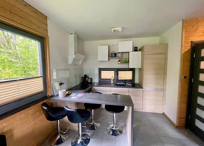 בית נופש Osada Skoczkowo Komfortowe Z Prywatnymi Wannami Hot-tub Nad Jeziorem- Sauna- Balia- Prywatny Staw Wedkarski