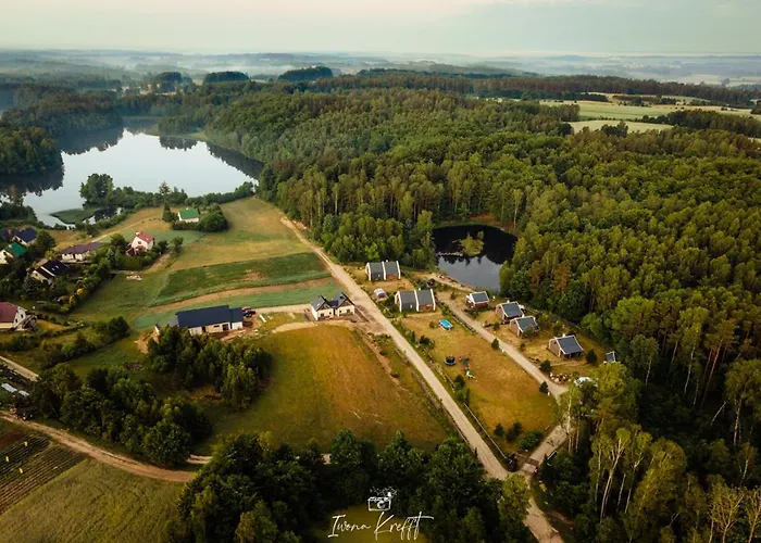 Osada Skoczkowo Komfortowe Z Prywatnymi Wannami Hot-tub Nad Jeziorem- Sauna- Balia- Prywatny Staw Wedkarski בית נופש Podiazy