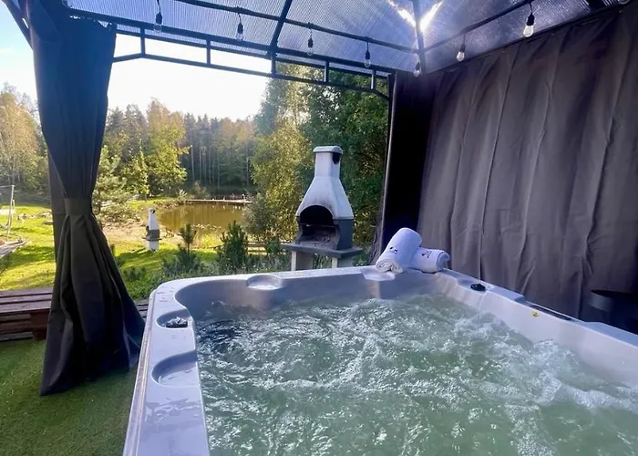 בית נופש Osada Skoczkowo Komfortowe Z Prywatnymi Wannami Hot-tub Nad Jeziorem- Sauna- Balia- Prywatny Staw Wedkarski Podiazy