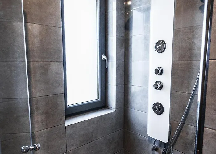 Osada Skoczkowo Komfortowe Z Prywatnymi Wannami Hot-tub Nad Jeziorem- Sauna- Balia- Prywatny Staw Wedkarski * Podiazy