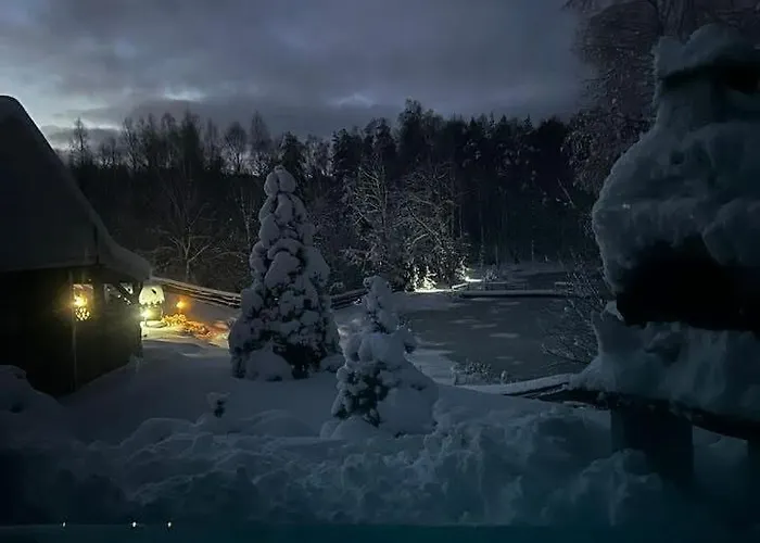 Osada Skoczkowo Komfortowe Z Prywatnymi Wannami Hot-tub Nad Jeziorem- Sauna- Balia- Prywatny Staw Wedkarski בית נופש Podiazy